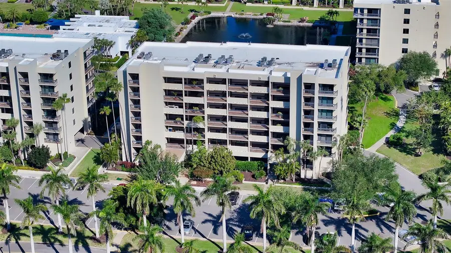1095 Gulf Of Mexico Drive #502, Longboat Key, FL 34228 - Image #3
