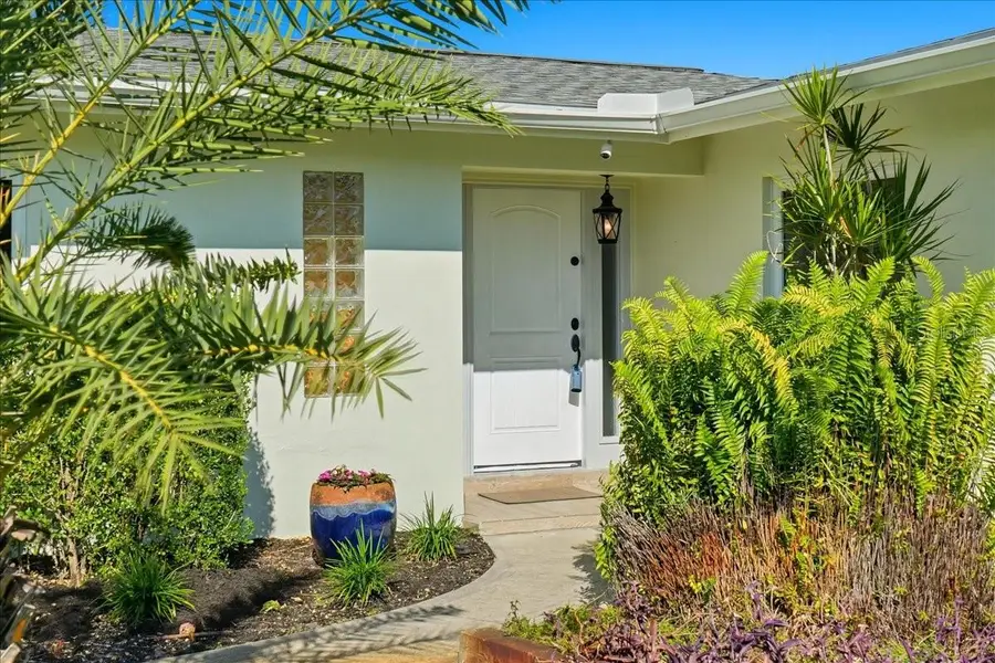 1023 El Valle Avenue, Fort Myers, FL 33919 - Image #3