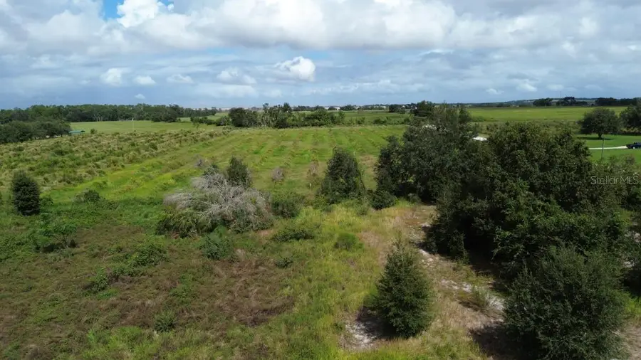 Artifact Drive, Zephyrhills, FL 33541 - Image #2