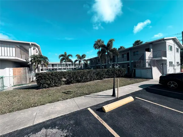 3101 Bee Ridge Road #208, SARASOTA, FL 34239