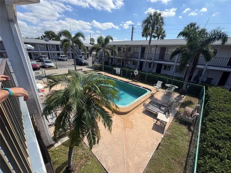 3101 Bee Ridge Road #208, Sarasota, FL 34239 - Image #3