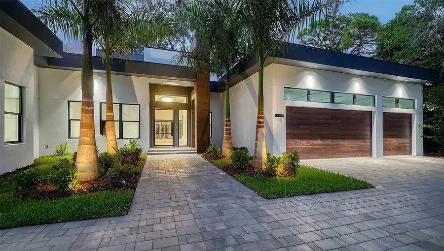 1429 N Lake Shore Drive, Sarasota, FL 34231 - Image #3