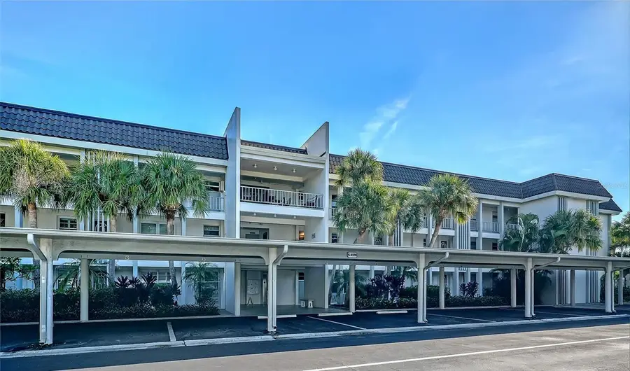 4370 Chatham Drive #204, Longboat Key, FL 34228 - Image #2