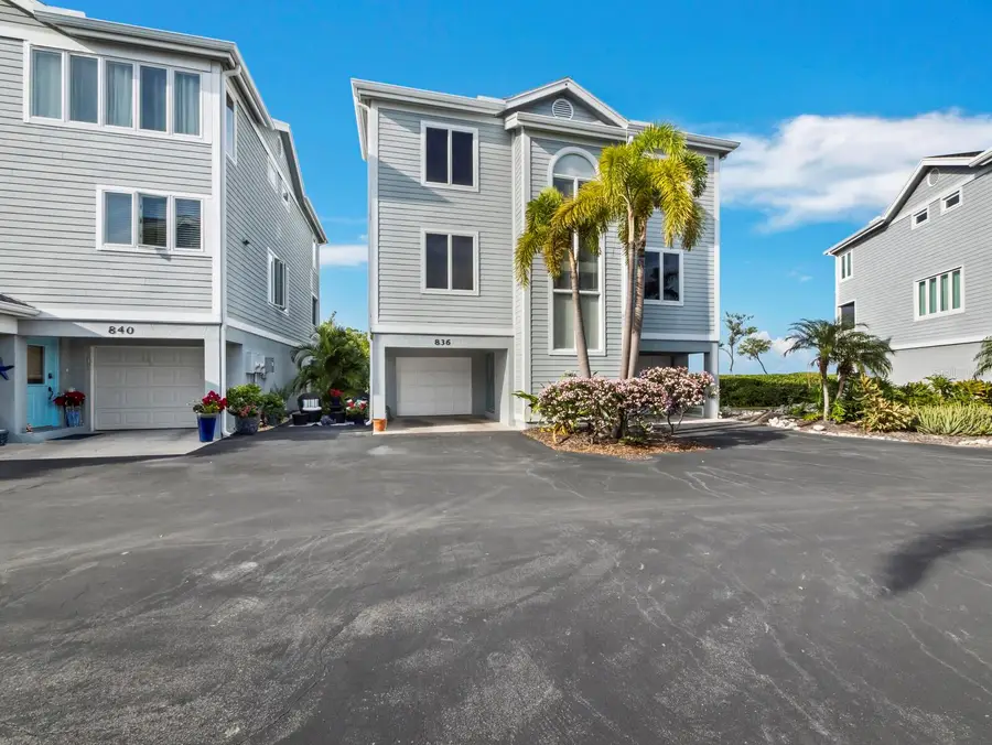 836 Evergreen Way #836, Longboat Key, FL 34228 - Image #2