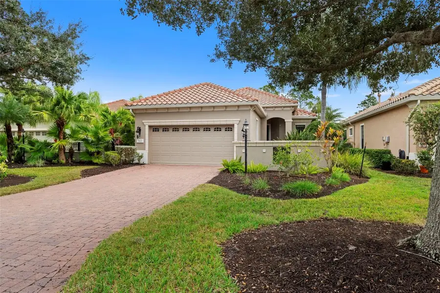 7423 Wexford Court, Lakewood Ranch, FL 34202 - Image #3