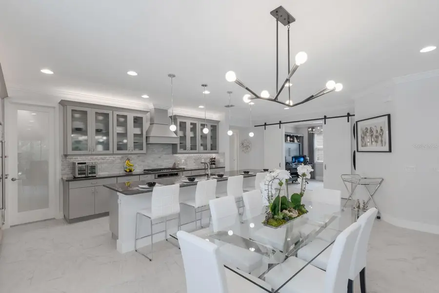 5557 Long Shore Loop, Sarasota, FL 34238 - Image #2