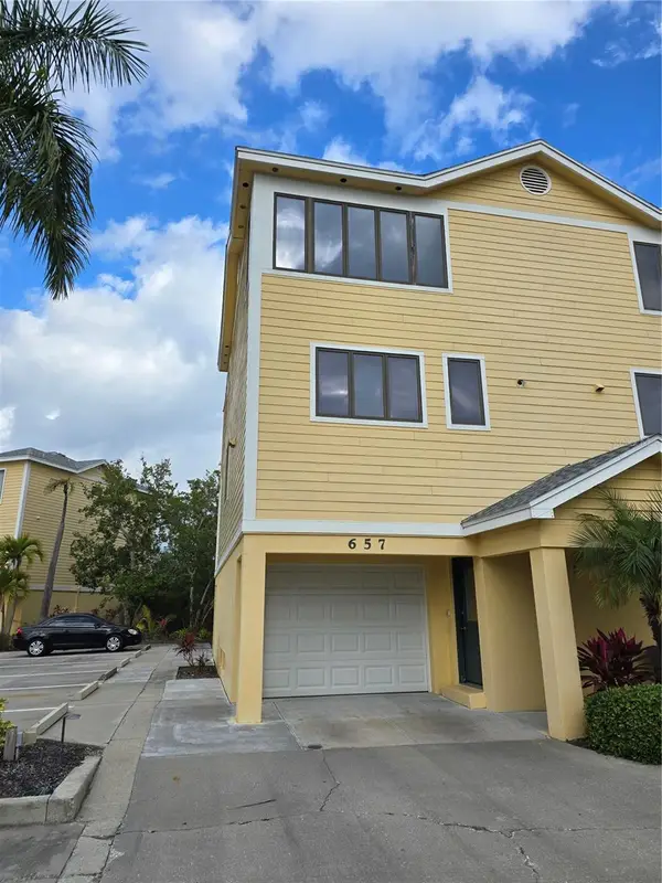 657 Cedars Court, LONGBOAT KEY, FL 34228