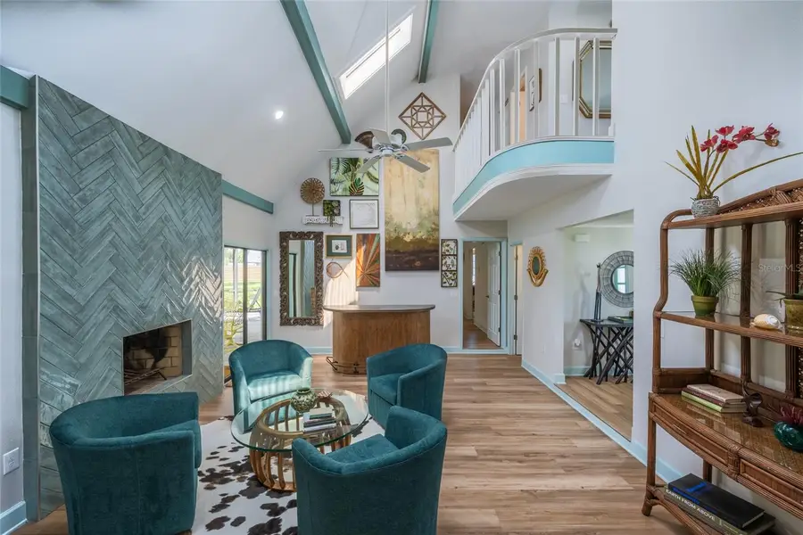 5005 Canterbury Drive, Sarasota, FL 34243 - Image #2