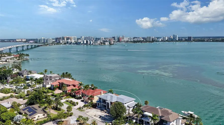 247 Robin Drive, Sarasota, FL 34236 - Image #3