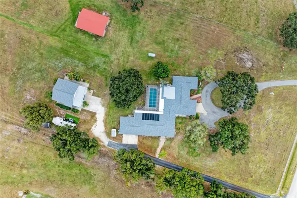 1516 Fox Creek Drive, SARASOTA, FL 34240