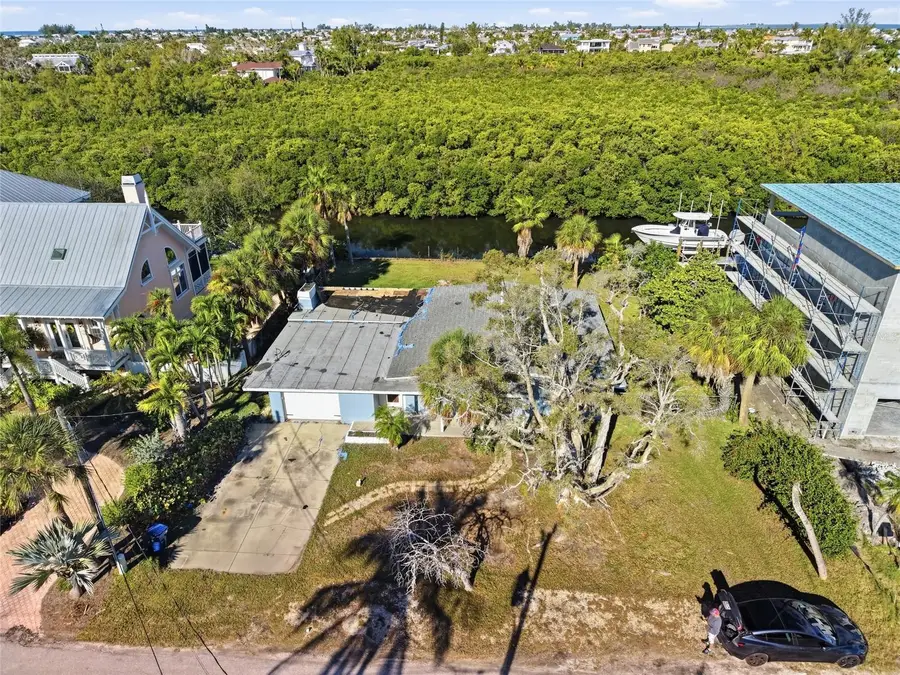 514 77th Street, Holmes Beach, FL 34217 - Image #3