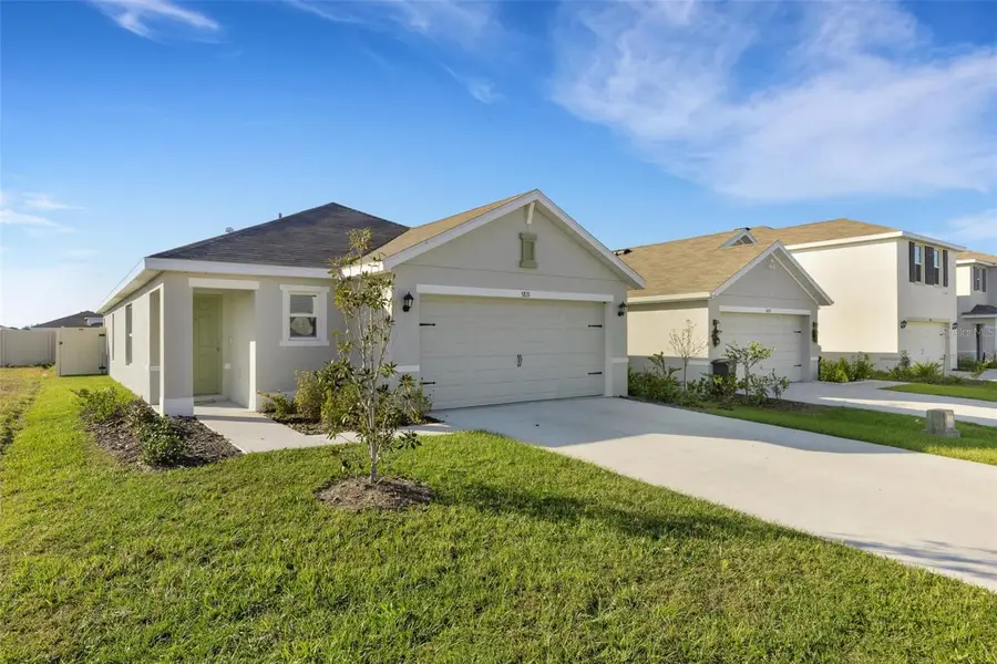 5831 Silver Moonlight Drive, Palmetto, FL 34221 - Image #2