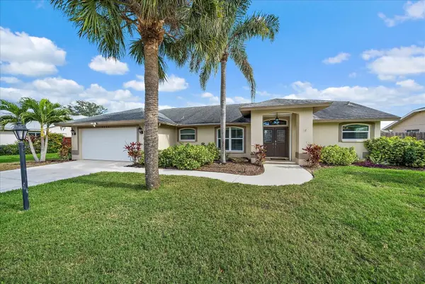 4424 Diamond Circle W, SARASOTA, FL 34233