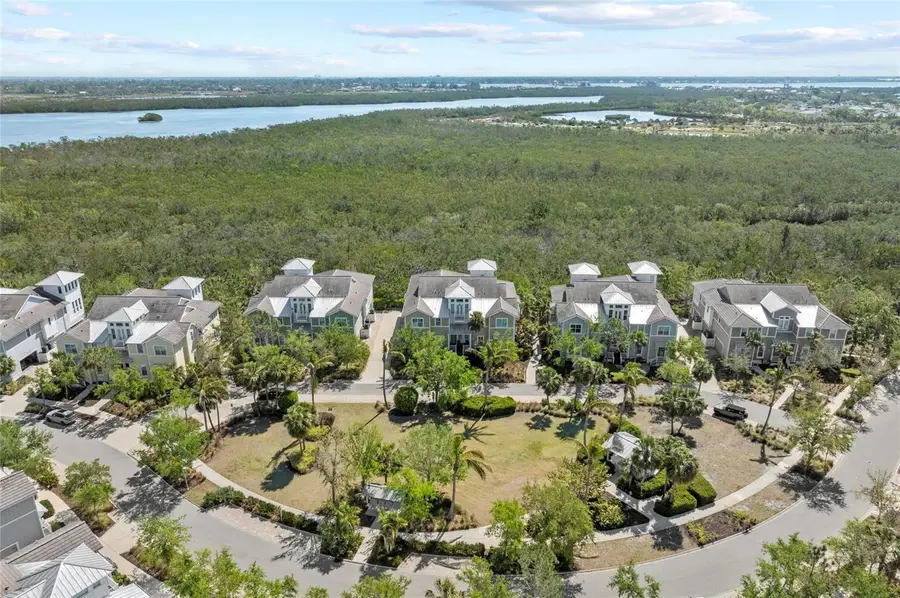 275 Sapphire Lake Drive #101, Bradenton, FL 34209 - Image #2