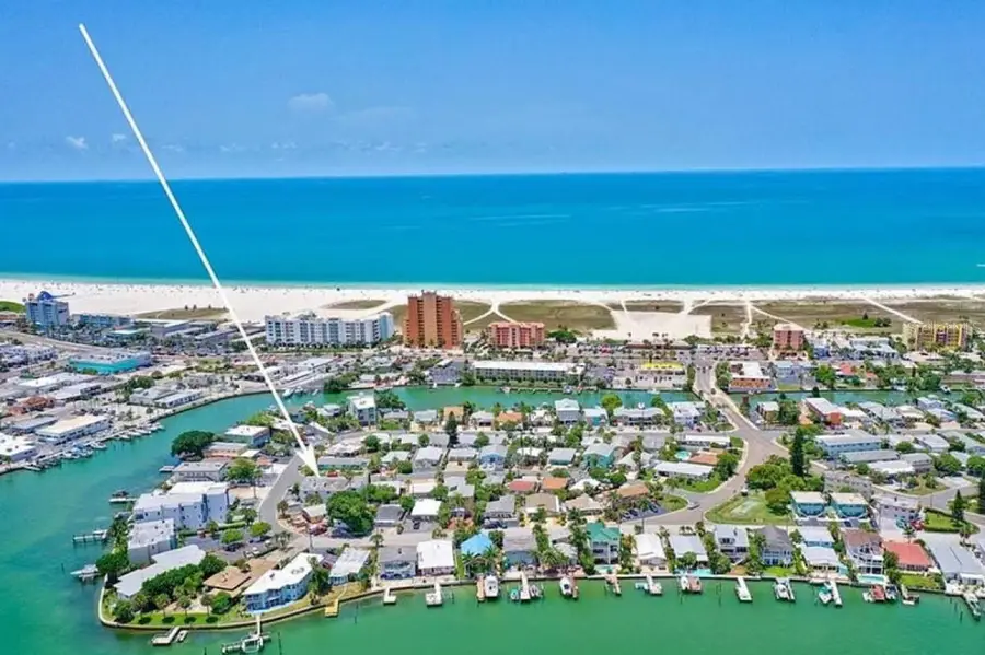 11025 2nd Street E #9, Treasure Island, FL 33706 - Image #2