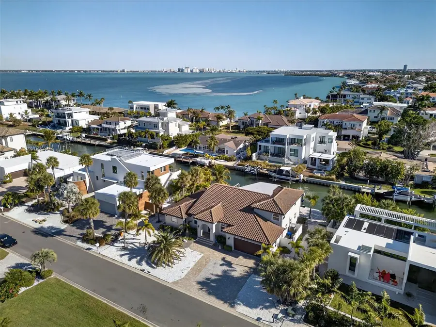 562 Ranger Lane, Longboat Key, FL 34228 - Image #3