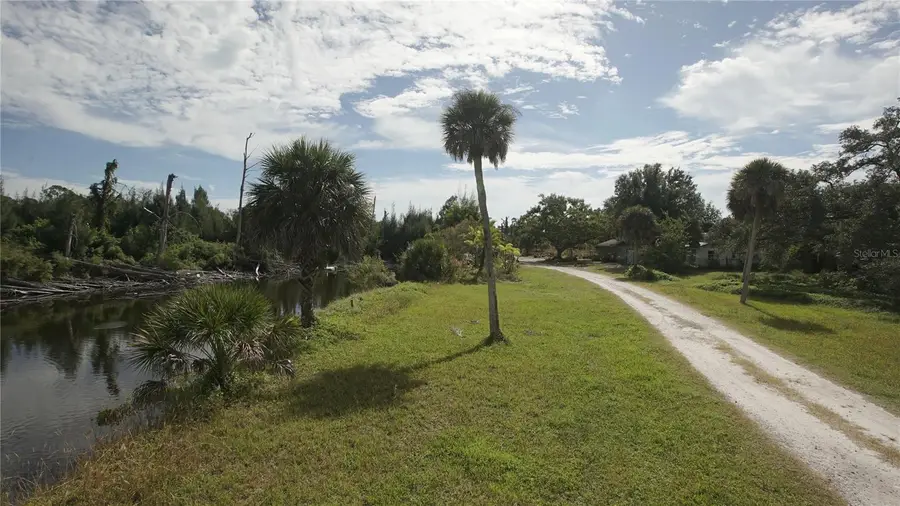 733 Crestwood Road, Englewood, FL 34223 - Image #2