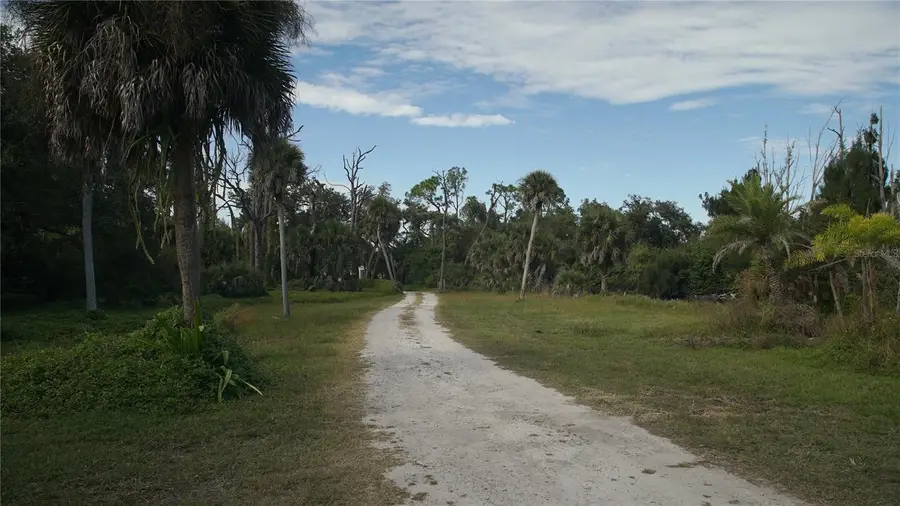 733 Crestwood Road, Englewood, FL 34223 - Image #3