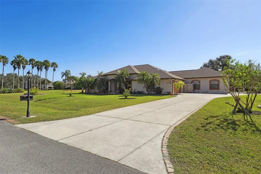 2002 Palm View Road, Sarasota, FL 34240 - Image #2