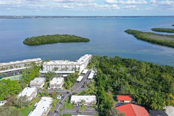 576 Sutton Place, LONGBOAT KEY, FL 34228