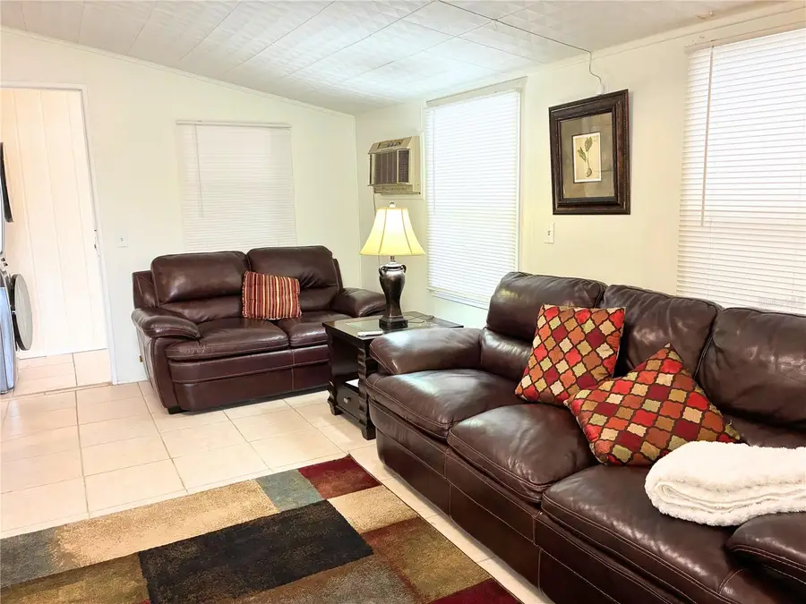 4981 Pebble Beach Avenue, Sarasota, FL 34234 - Image #3