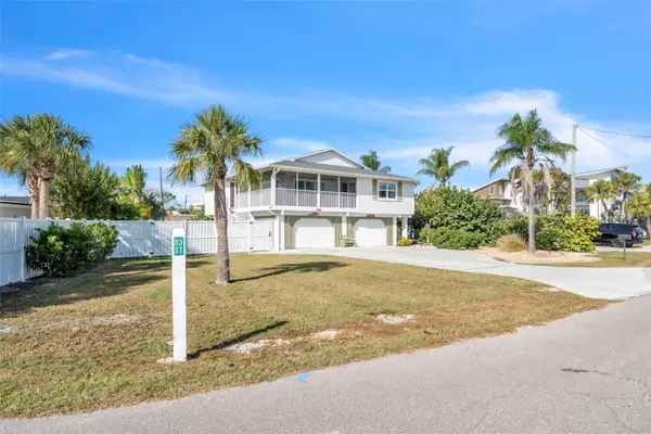 8302 Marina Drive, HOLMES BEACH, FL 34217