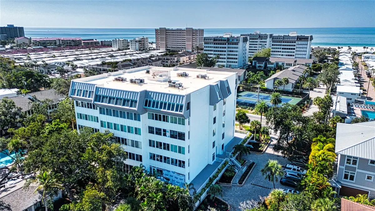 1200 E Peppertree Lane #601, Sarasota, FL 34242 - Image #1