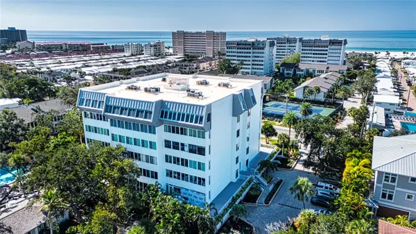 1200 E Peppertree Lane #601, SARASOTA, FL 34242