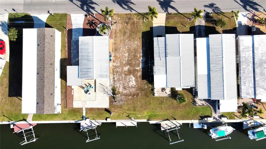 251 Aloha Drive, Palmetto, FL 34221 - Image #3