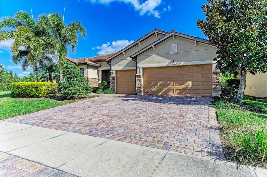 6925 Chester Trail, Bradenton, FL 34202 - Image #2