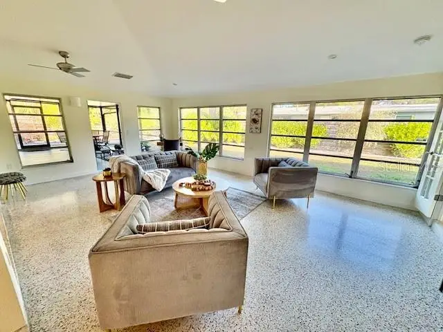 561 Corwood Drive, Sarasota, FL 34234 - Image #2