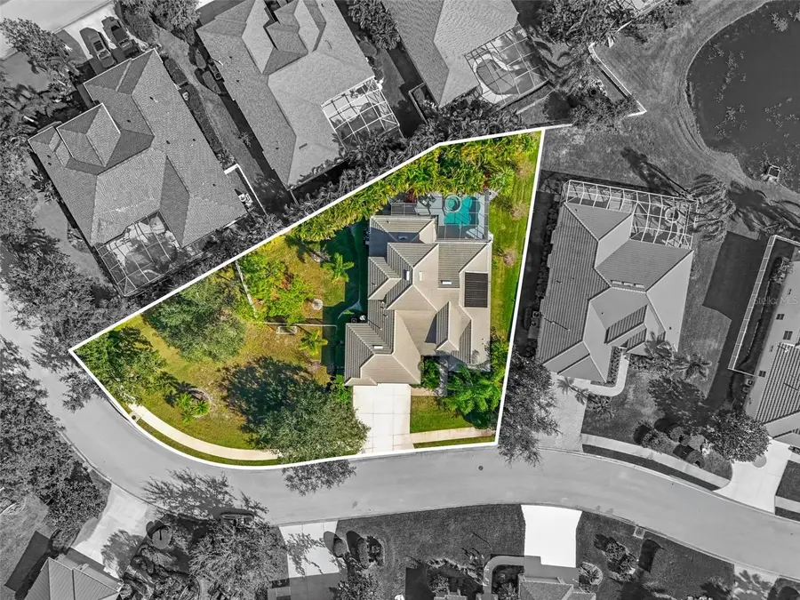 6470 Indigo Bunting Place, Lakewood Ranch, FL 34202 - Image #2