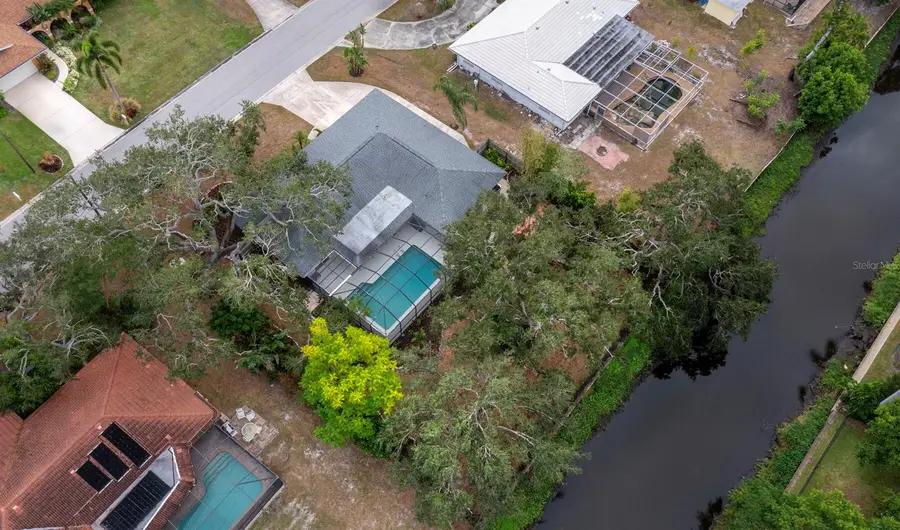 2426 River Ridge Drive, Sarasota, FL 34239 - Image #2