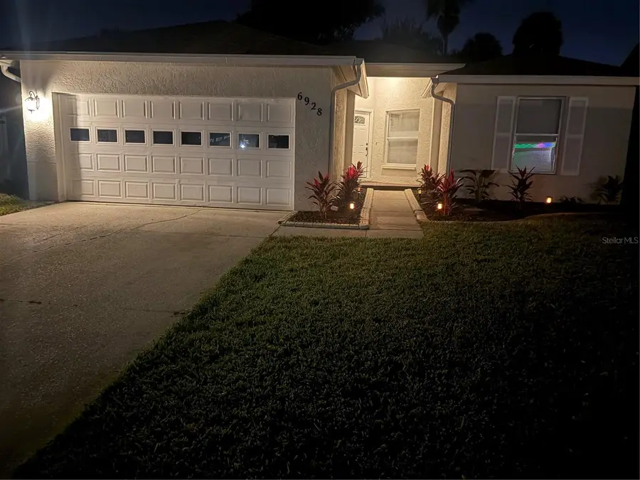 6928 43rd Court E, Sarasota, FL 34243 - Image #2