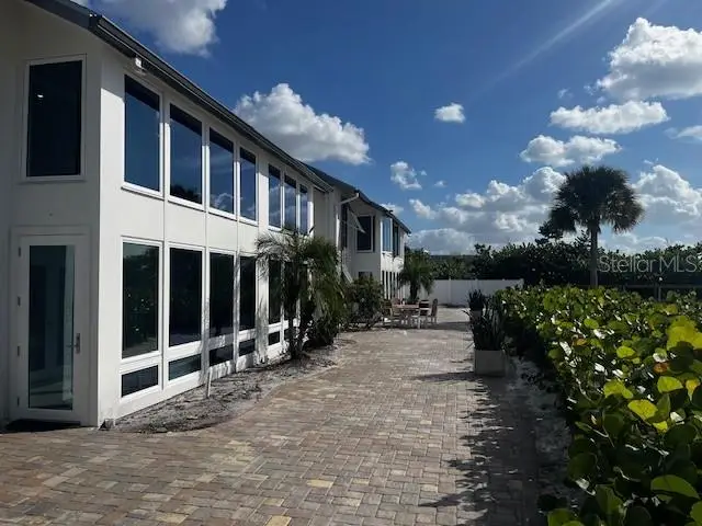 1013 W Peppertree Drive #115, Sarasota, FL 34242 - Image #2