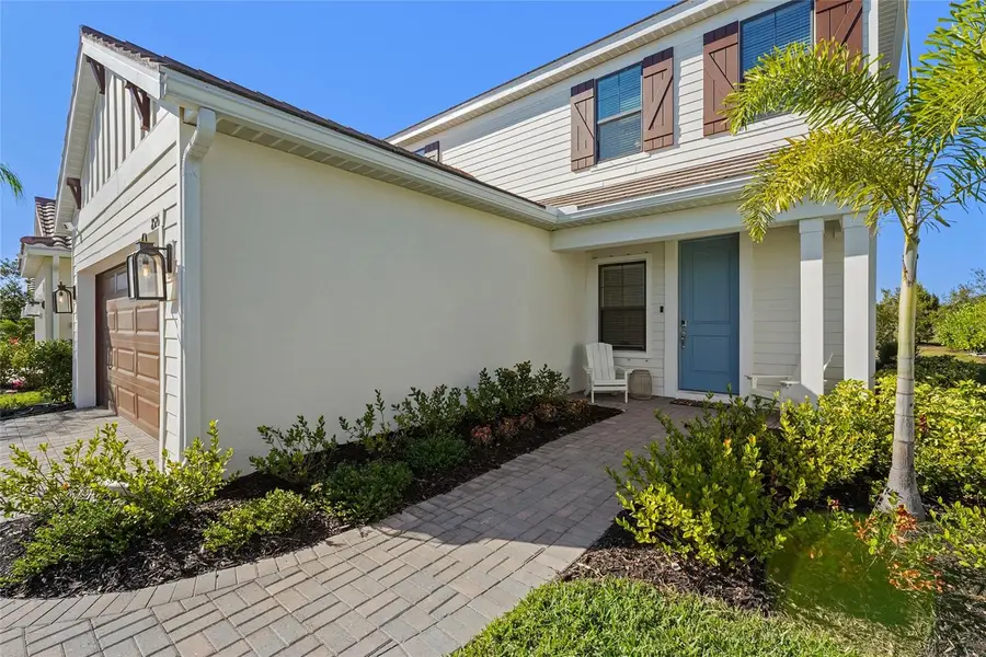 8526 Frangipani Terrace, Sarasota, FL 34240 - Image #3