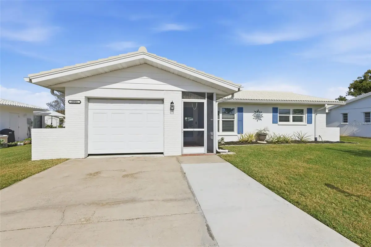 3905 Joyce Drive, Bradenton, FL 34208 - Image #1
