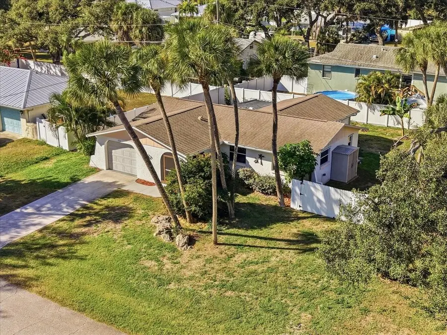 330 Falkland Road, Venice, FL 34293 - Image #2