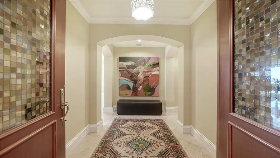 464 Golden Gate Point #304, Sarasota, FL 34236 - Image #3