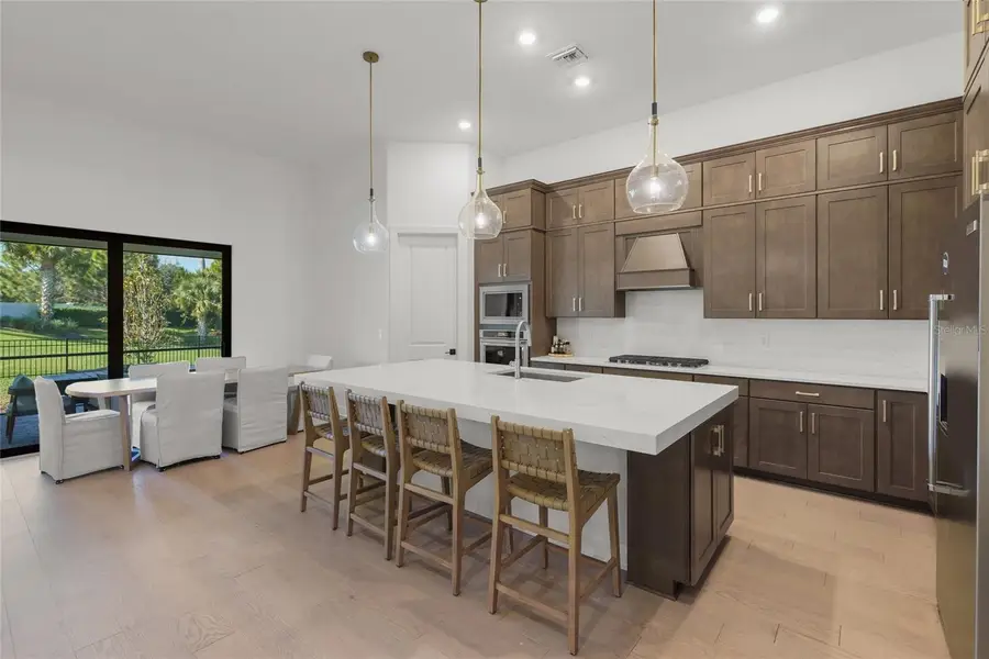 7765 Grande Shores Drive, Sarasota, FL 34240 - Image #2