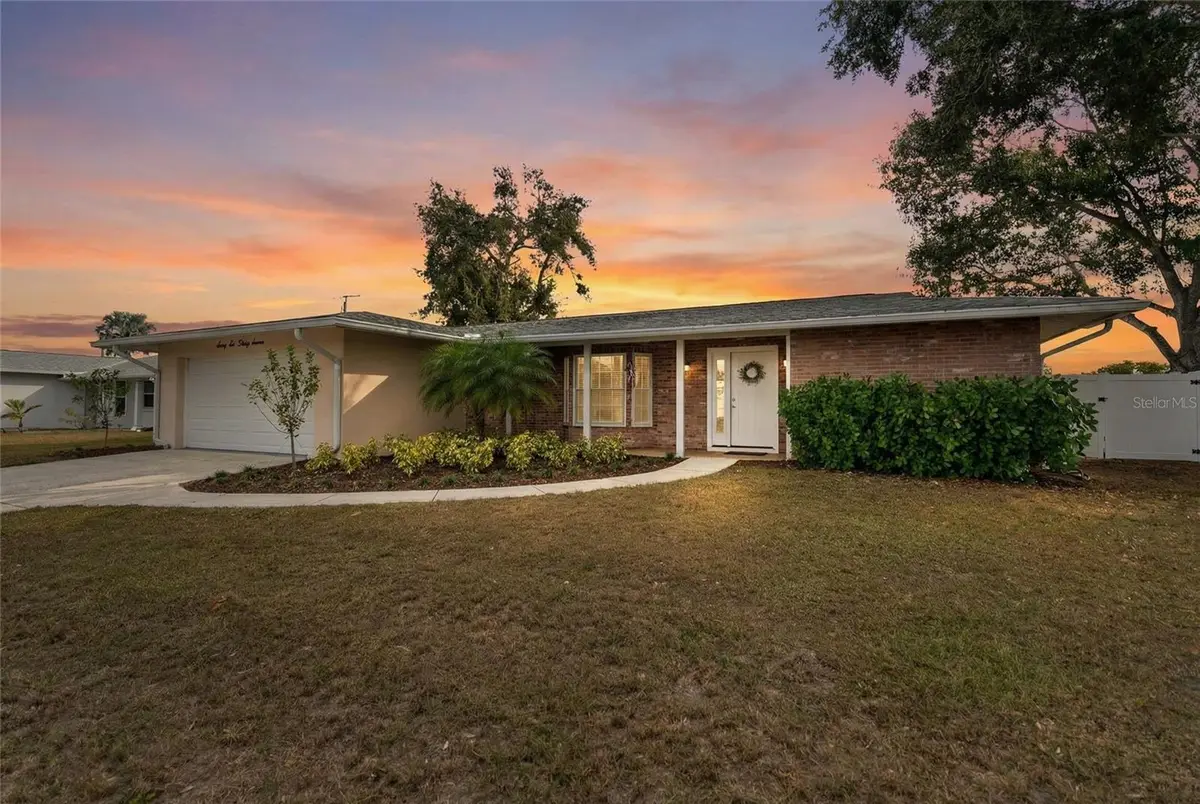 6637 Bowline Drive, Sarasota, FL 34231 - Image #1