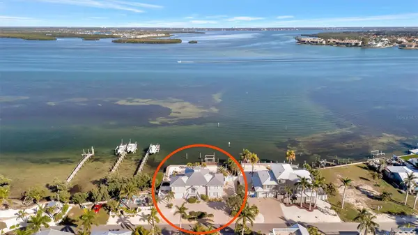 2215 Avenue A, BRADENTON BEACH, FL 34217