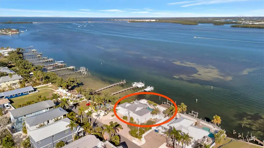 2215 Avenue A, Bradenton Beach, FL 34217 - Image #2