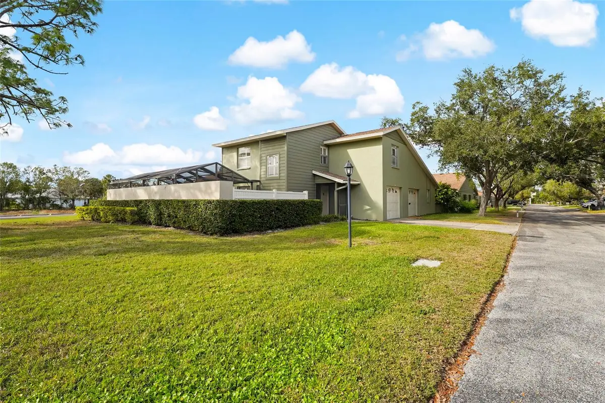 4096 Center Pointe Place #20B, Sarasota, FL 34233 - Image #1