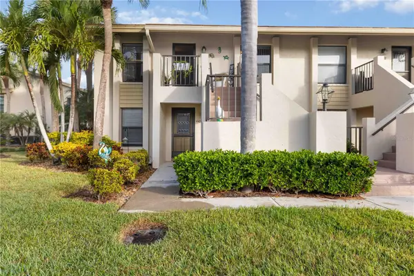 4482 Weybridge #62, SARASOTA, FL 34235