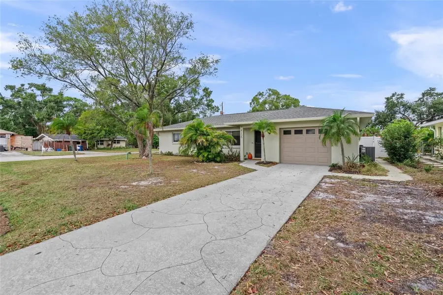 4205 Ruth Way, Sarasota, FL 34232 - Image #2