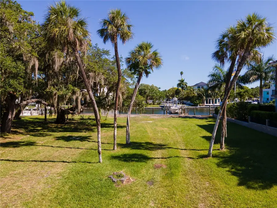 955 Whitakers Lane, Sarasota, FL 34236 - #3