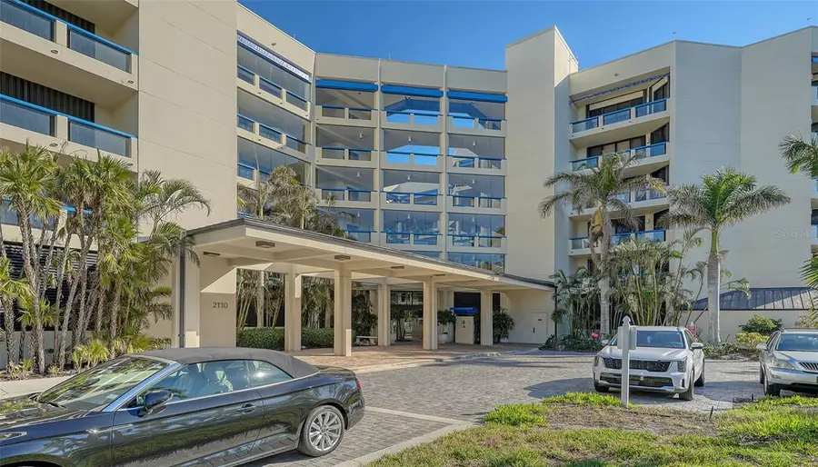 2110 Harbourside Drive #558, Longboat Key, FL 34228 - Image #2