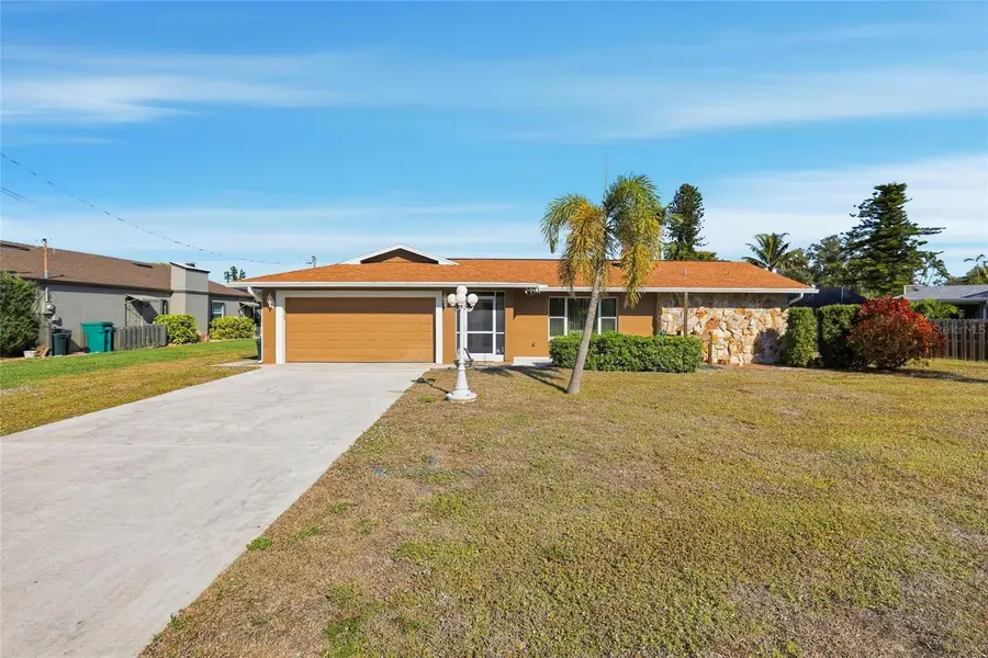 15840 Lake Candlewood Drive, Fort Myers, FL 33908 - Image #2