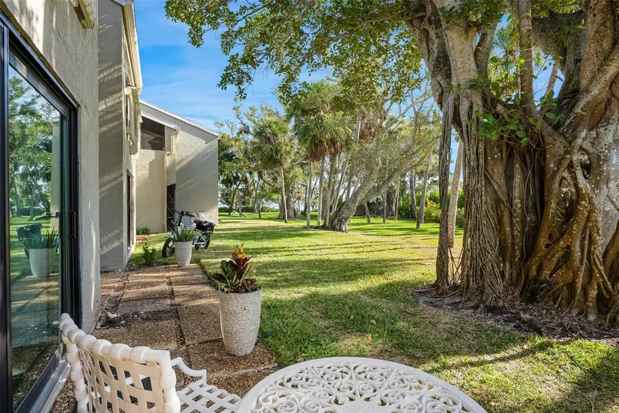 5260 Gulf Of Mexico Drive #403, Longboat Key, FL 34228 - Image #2